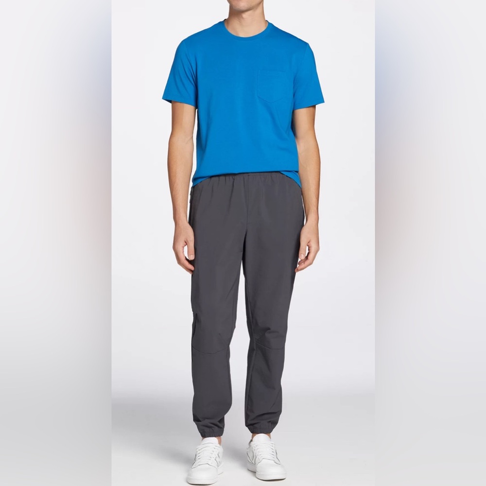 VRST Men's Essential Pocket Tee in Blue Tide - Picture 2 of 3